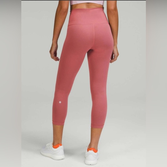 Lululemon Wunder Train High-Rise Crop 23"
Brier Rose
W6BNFS
Size 4
Like new - Picture 1 of 8
